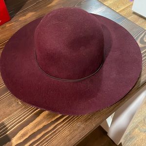 Velvet soft hat! Bought from a boutique and worn once for pictures!